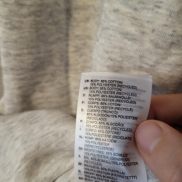 Adidas sweat Tee Brand New - Picture 4 of 4